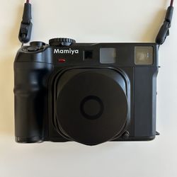 Like new Mamiya 6 Medium Format 75mm lense from Japan