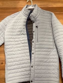 Brand NWT- Medium New Relwen Windzip Jacket- “Exclusive Chalk”