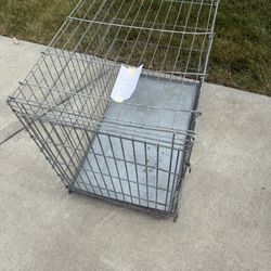 Dog Kennel/Crate