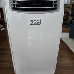 Black+Decker 3-in1 AC/fan/dehumidifier 14000 BTU with remote