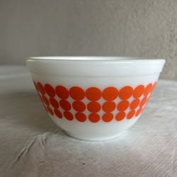Pyrex Vintage Dot Bowl 401