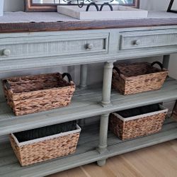 Beautiful Console/buffet Table