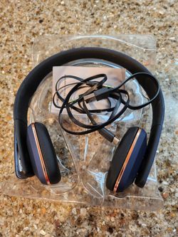 NEW in Box, Echos Bluetooth Cordfree Headphones