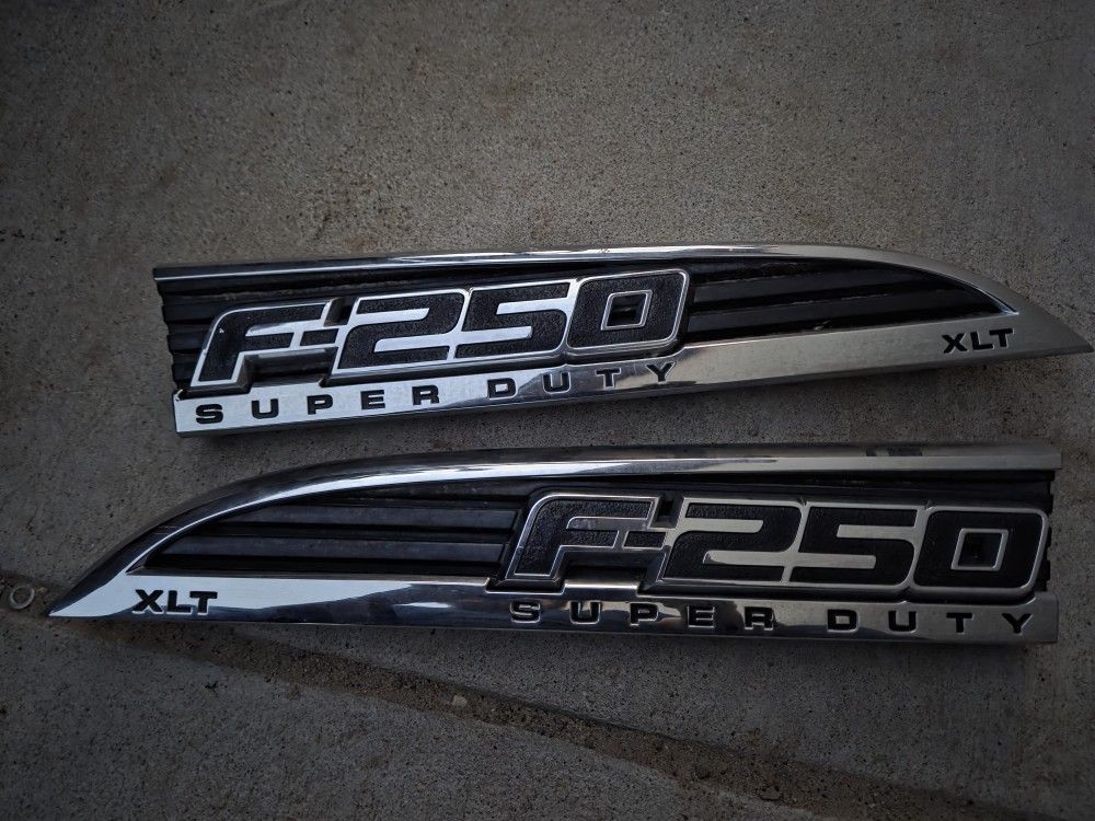 2011-2016 Ford Emblems