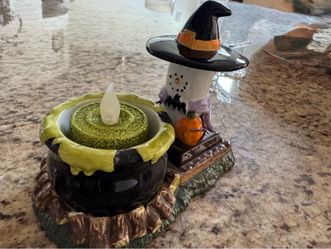 Halloween smores witch with cauldron