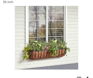 New metal planter