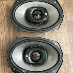 Bocinas Pioneer 230w
