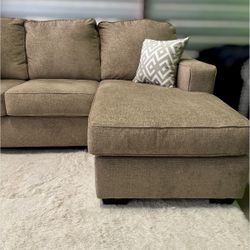 Ashley Furniture Reversible Sectional Sofa Couch 