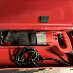 Milwaukee Orbital Super Sawzall