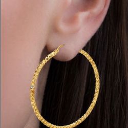 New 18k Gold-Plated Diamond-Cut Hoop Earrings