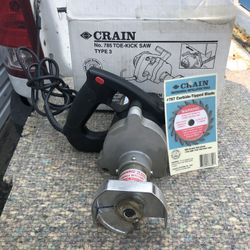 Crain Toe Kick Saw