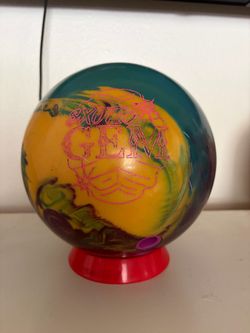 Exotic gem bowling ball