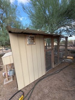 Outdoor Chicken Coop with Run