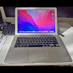 Mac Book