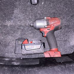 Milwaukee Impact Drill W Battery 