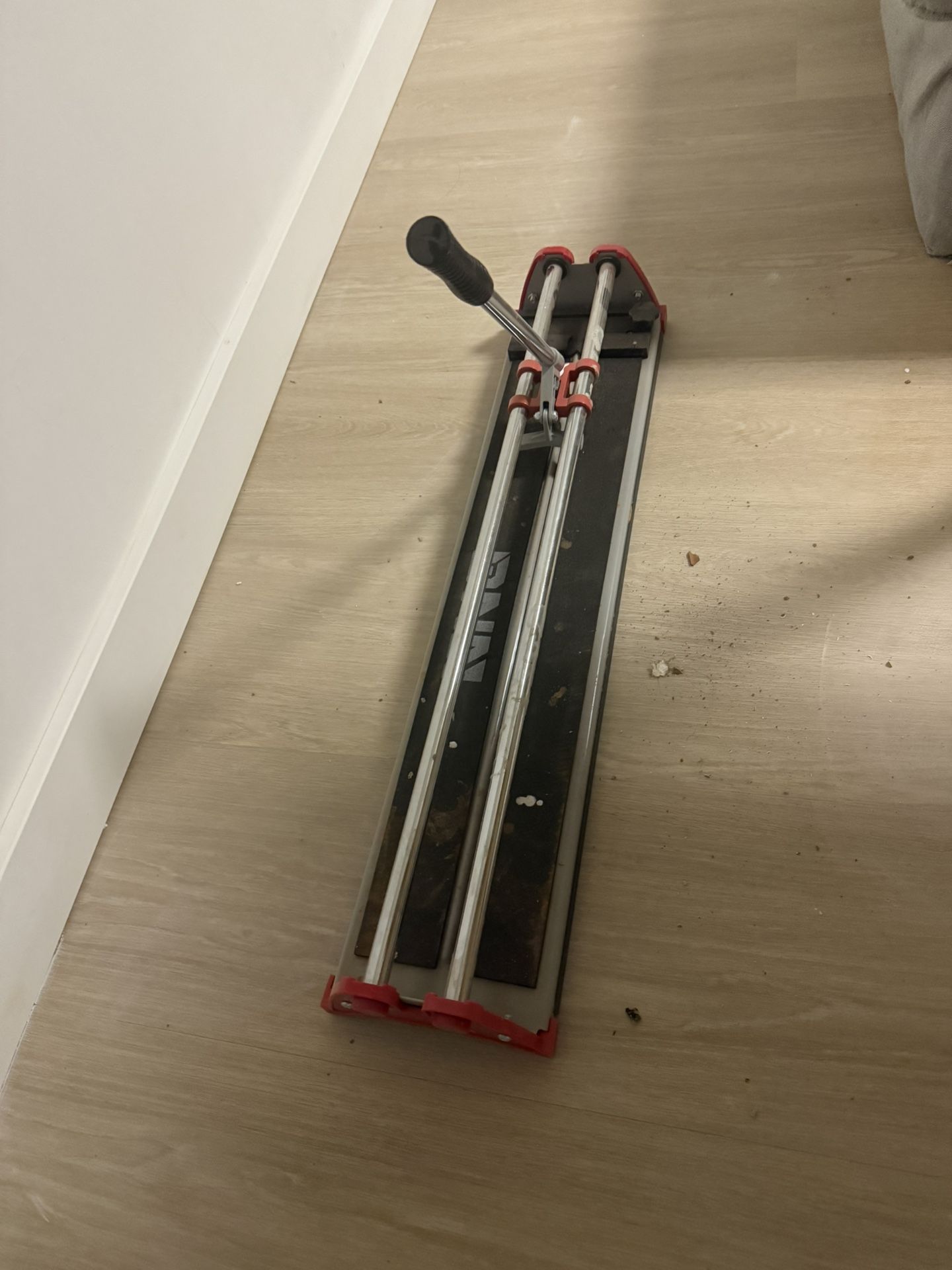 ceramic tile cutter
