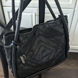 Gorgeous New Nino Bossi Leather Handbag Boho Shoulder Bag Black 