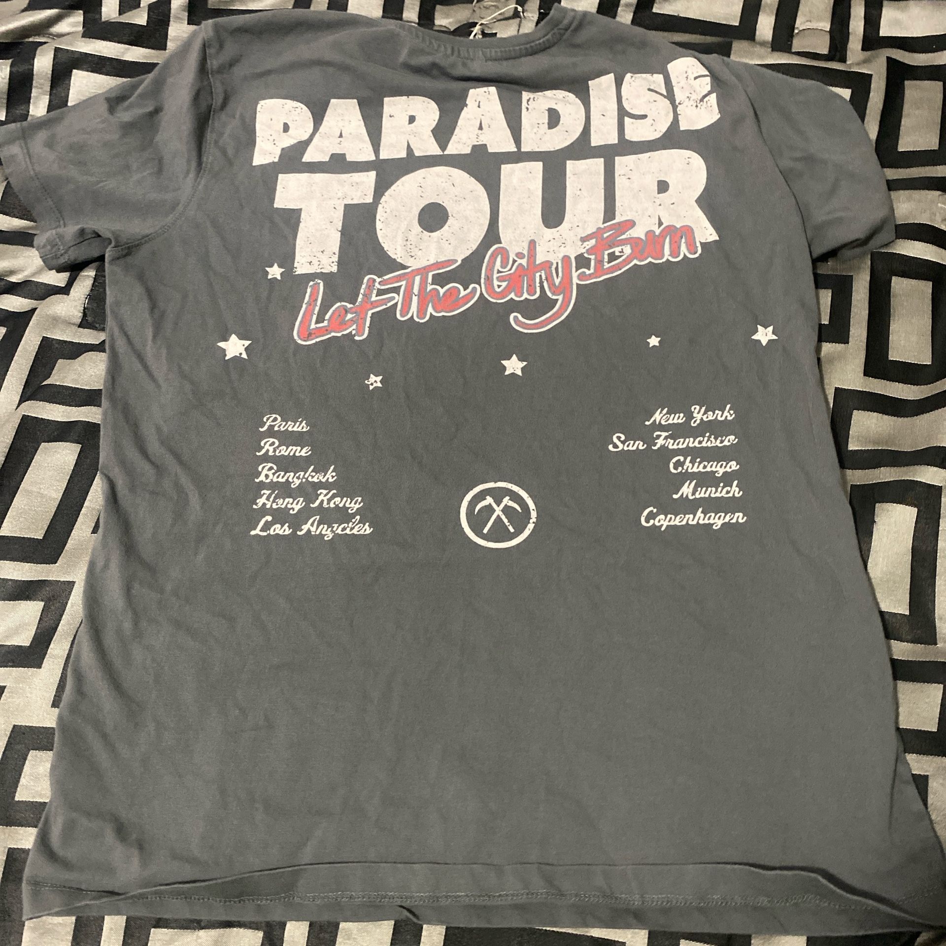 Paradise Tour Shirt 