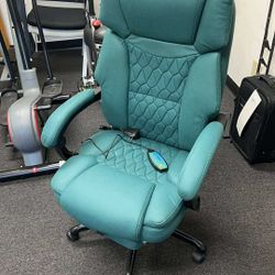 Massage Office Chair with Foot Rest 6 Points Vibration and Heat Home Office Desk Chairs