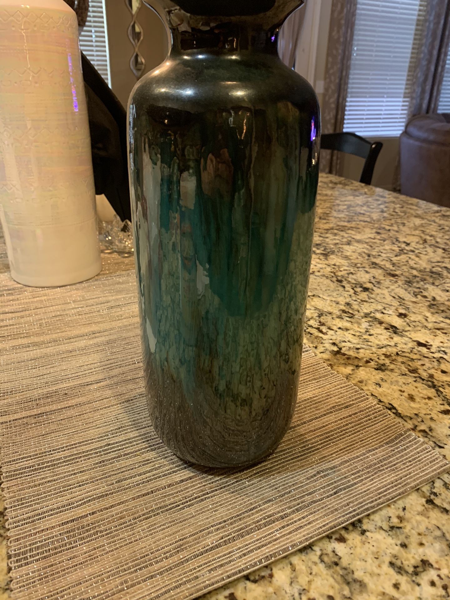 Home Decor ( beautiful vase)