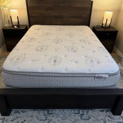 Queen Bedroom Set
