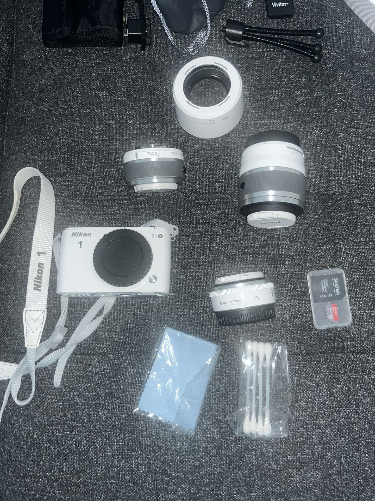 Nikon S1 Camera Set