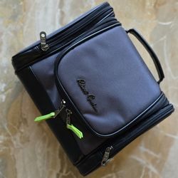 Robert Graham Armageddon Max Hanging Toiletry Travel Bag