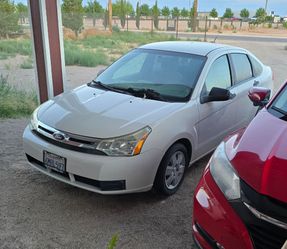 2011 Ford Focus SE Sedan 4D