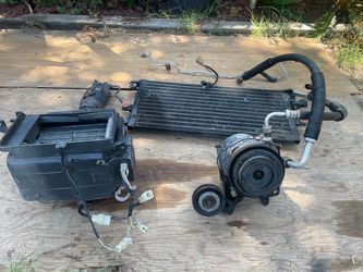 1987 Toyota 22R engine complete AC kit asking $480