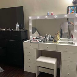 Vanity - Pick up Only