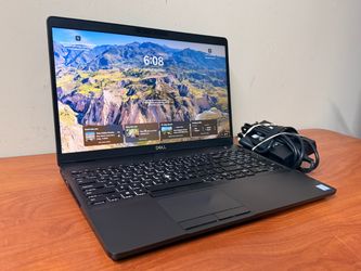 Touchscreen  Dell Latitude 5501 15.6” i5-9400H 16GB RAM 256GB SSD Windows 11