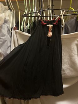 Ecate Sleeveless Blouse Large