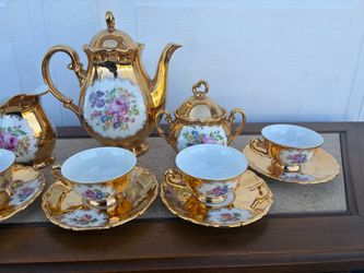 Vintage  petite size Teaset