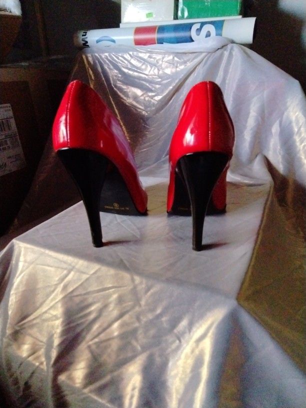Ellie Two Tone Stiletto Pumps