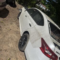 2017 Sentra 60.000 Milles Parts Only