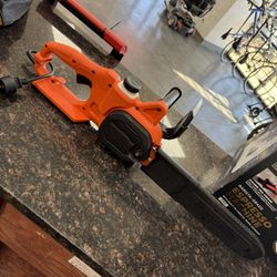 Black And Decker Electric Chainsaw