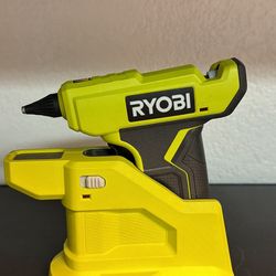ONE+ 18V Cordless Compact Glue Gun (Tool Only)