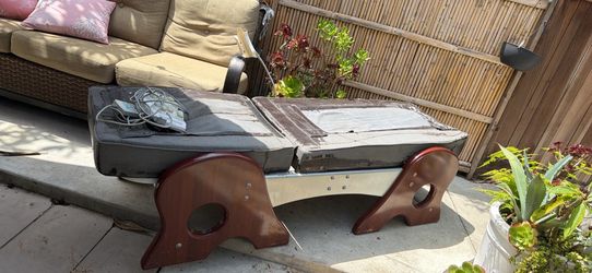 Far infrared massage table with rollers