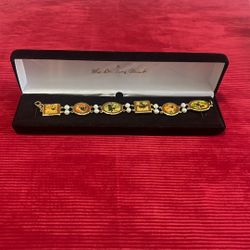 Danbury Mint Mini Pug Portrait Bracelet