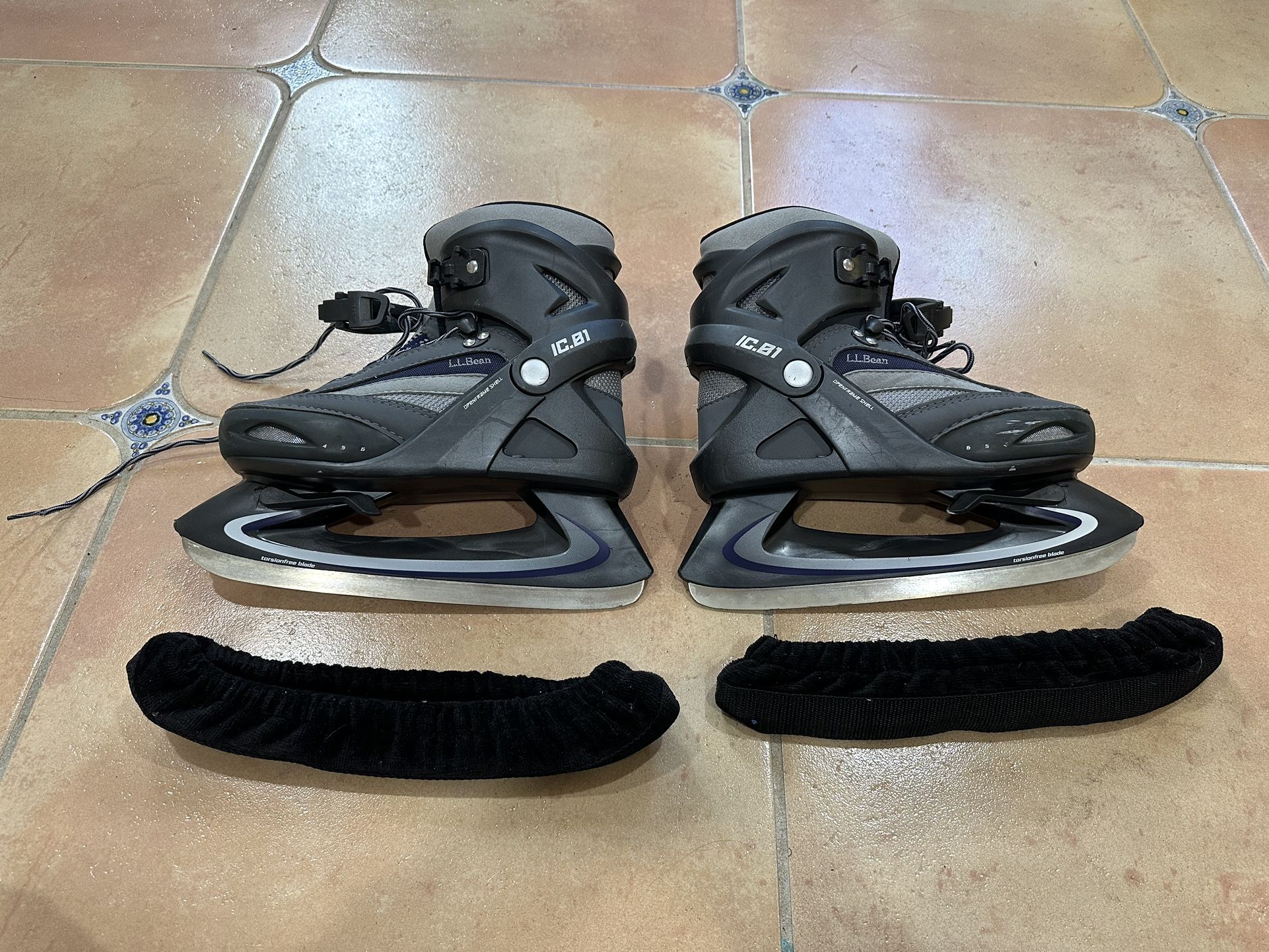 LL Bean IC.81 Adjustable Boys Ice Skates - Sizes 4,5,6