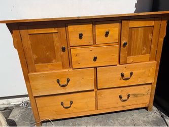 Large Pine Dresser