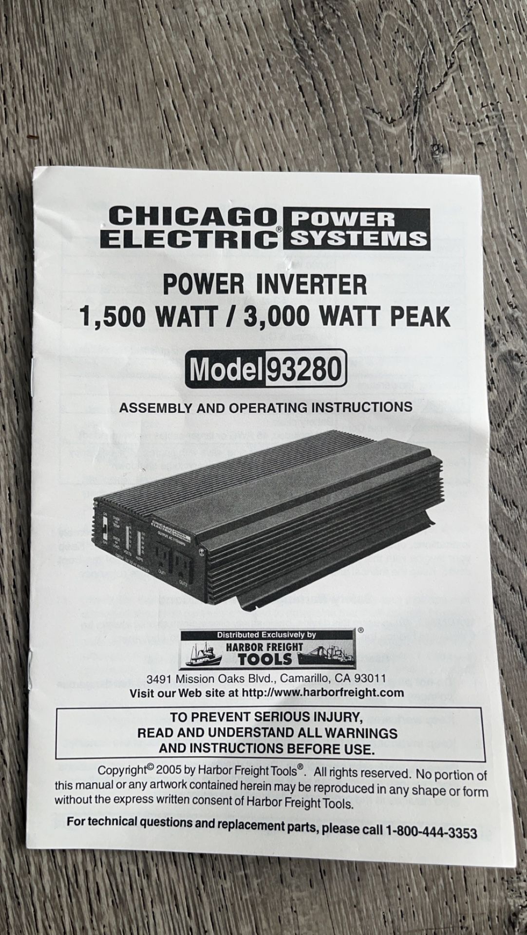 Chicago Electric 1500/3000 Peak Power Inverter 