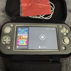 Nintendo switch Lite + Accessories 
