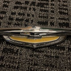 Original GM 49-50 Chevrolet Hood Ornament Emblem (contact info removed)