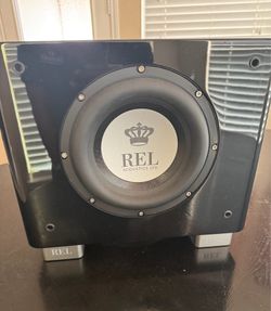 REL T/7x 8" powered subwoofer with 10" passive radiator (Black)
