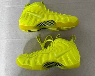 Nike Air Foamposite Pro Volt 2021 SIZE 9.5 624041-700 OG Retro Green 