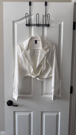 SMALL. New White Satin Collared Tie Front Crop Top