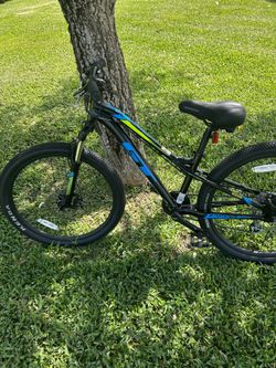 Boys mountain bike 20”