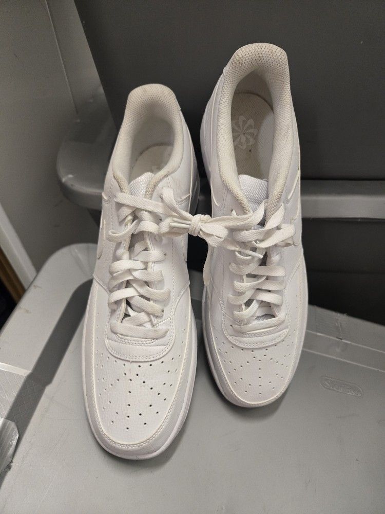 Men's Sz 14 White Nike's