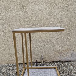 Marble Top C Color: Gold 